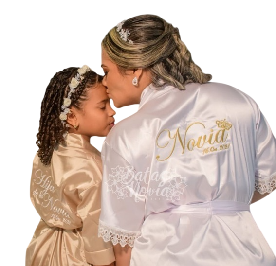 Bata Infantil en Satín Personalizadas